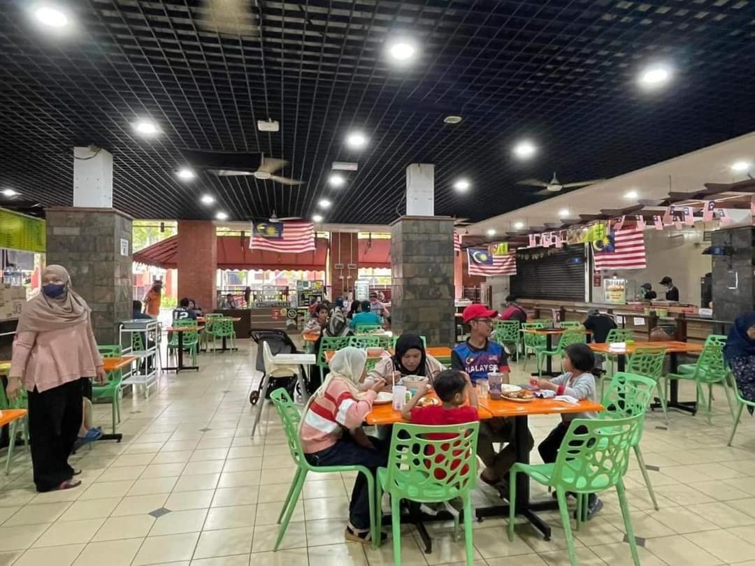Homestay D 11 Putrajaya Netflix Wifi Buitenkant foto