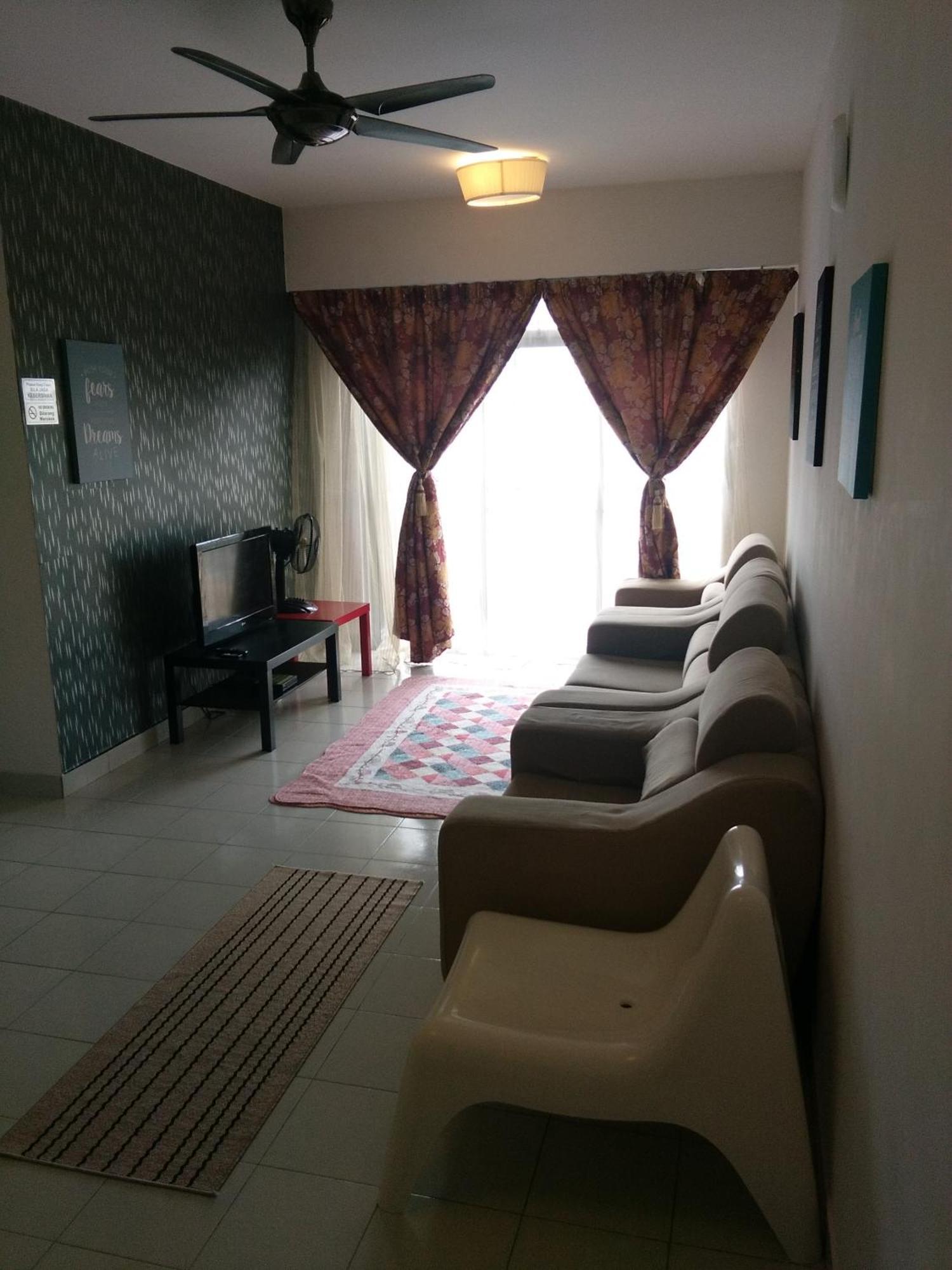 Homestay D 11 Putrajaya Netflix Wifi Buitenkant foto