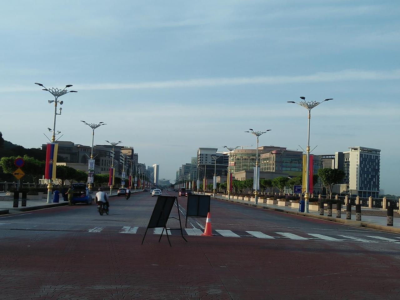 Homestay D 11 Putrajaya Netflix Wifi Buitenkant foto